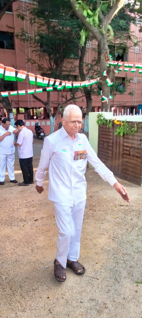 1. Buchaiah Garu Army coming to salute the national flag on 2024-08-15 at 08.32.23